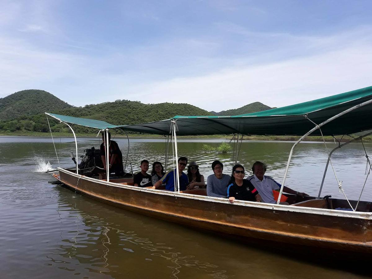 T And P Lake View Villa Kaeng Krachan Exterior photo