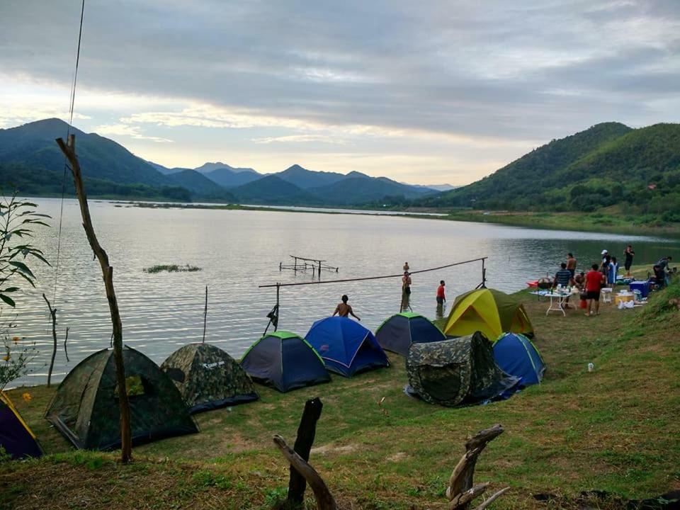 T And P Lake View Villa Kaeng Krachan Exterior photo